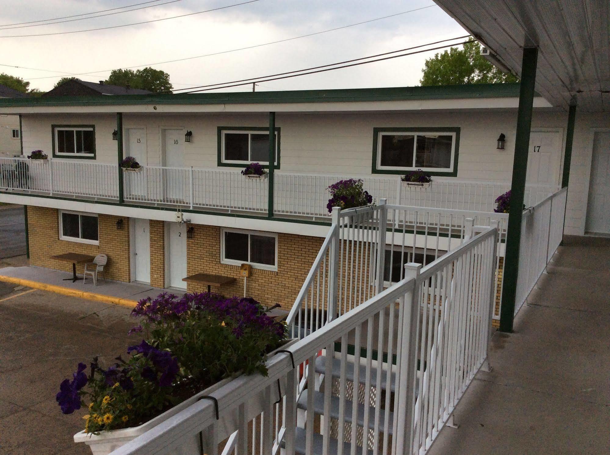 Trois-Rivières Miami Motel Inc מראה חיצוני תמונה
